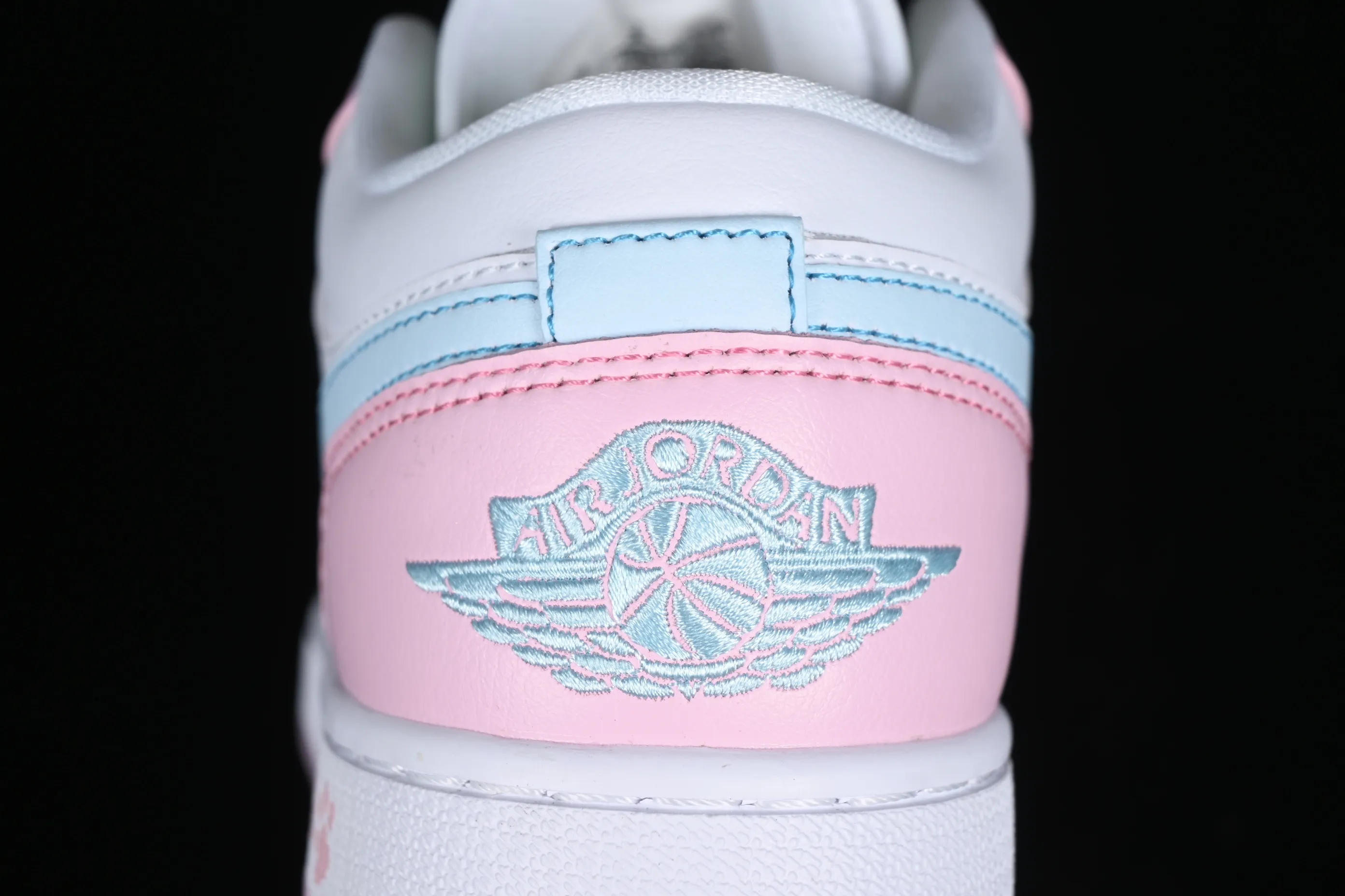 All categories Air Jordan Jordan series basketball shoes Air Jordan 1 Low Z version Air Jordan 1 Low "White/Pink Foam/Glacier Blue" AJ1 Joe 1 Valentine's Day low-top cultural casual sneakers HM3706-141